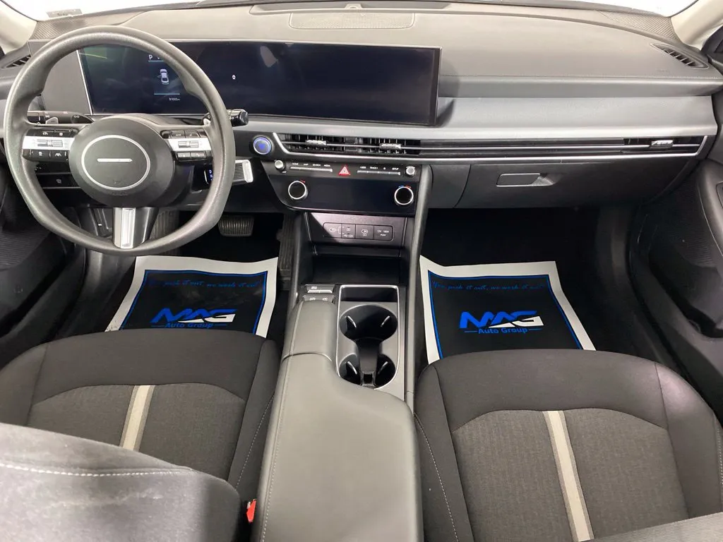 Hyundai Sonata photo 35