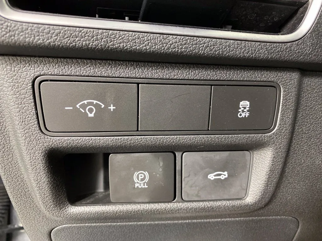 Hyundai Sonata photo 26