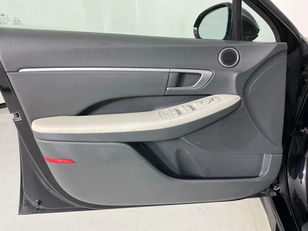 Hyundai Sonata photo 15