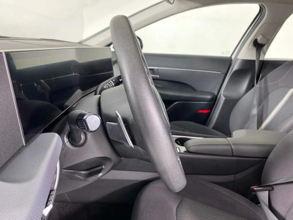 Hyundai Sonata photo 31