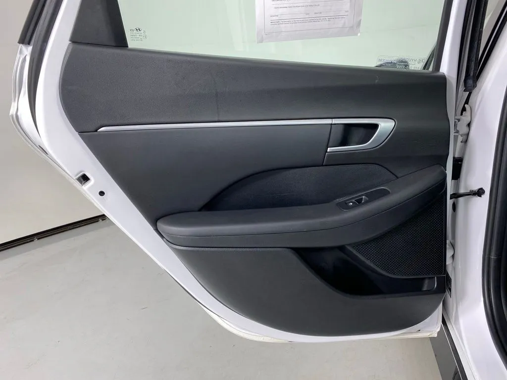 Hyundai Sonata photo 33