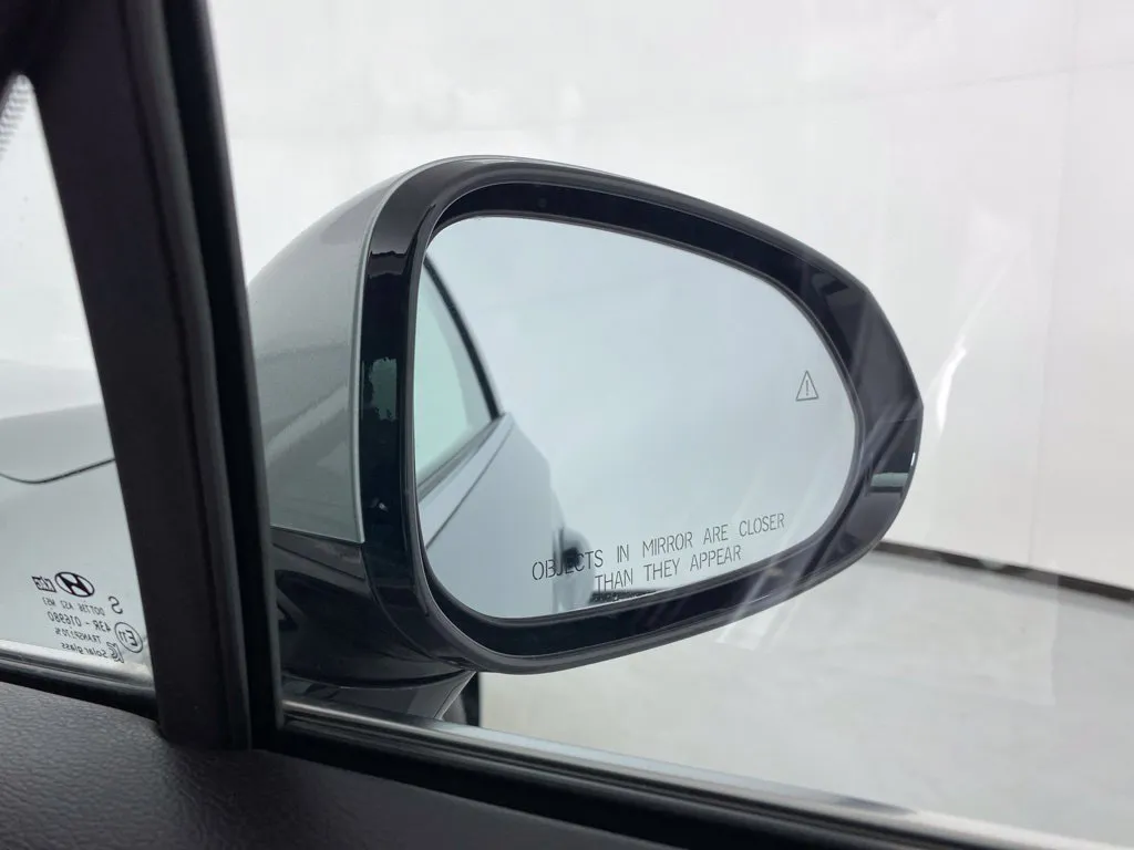 Hyundai Sonata photo 9