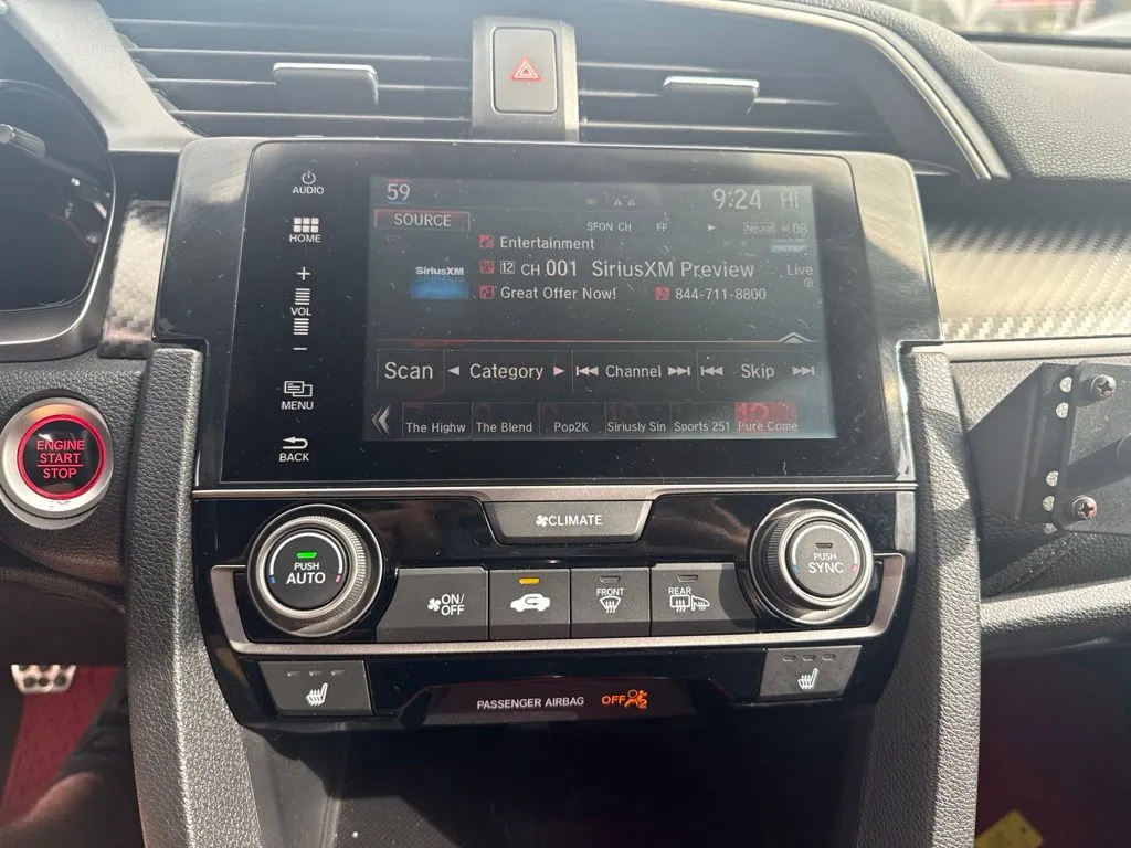 Honda Civic photo 8