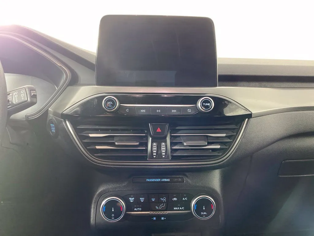 Ford Escape photo 18