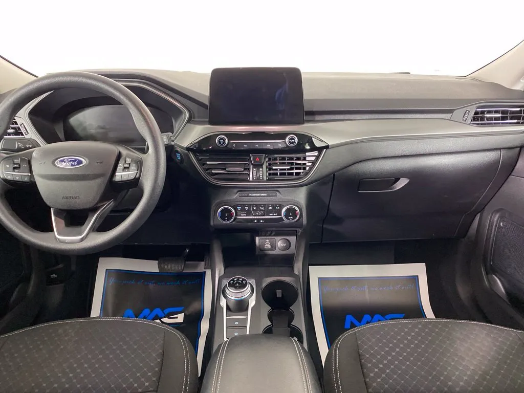 Ford Escape photo 35