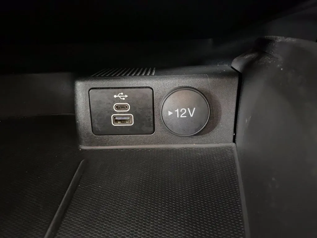 Ford Escape photo 26