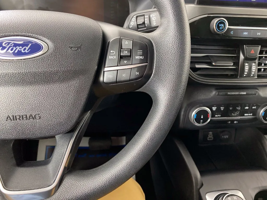 Ford Escape photo 28