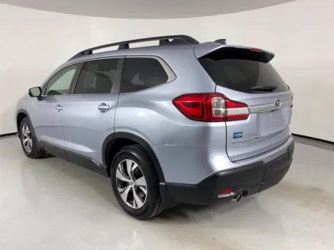 More photos of 2022 Subaru Ascent Premium at MAG Auto - Munsterman Automotive Group, MO