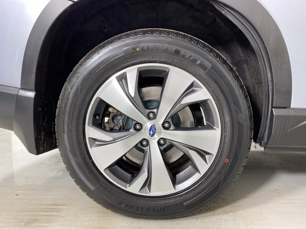 Subaru Ascent photo 10