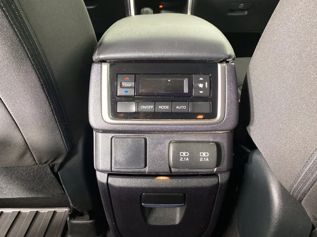 Subaru Ascent photo 35