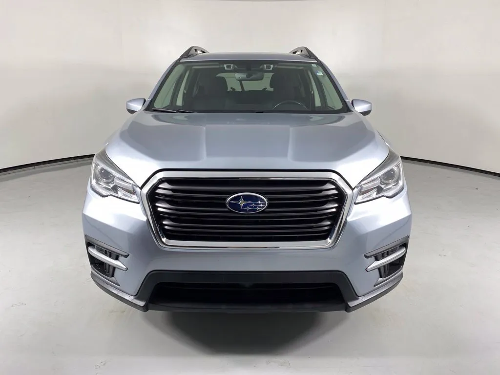 Subaru Ascent photo 2