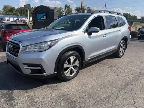 Photos of 2022 Subaru Ascent Premium for sale in Blue Springs, MO at MAG Auto - Munsterman Automotive Group