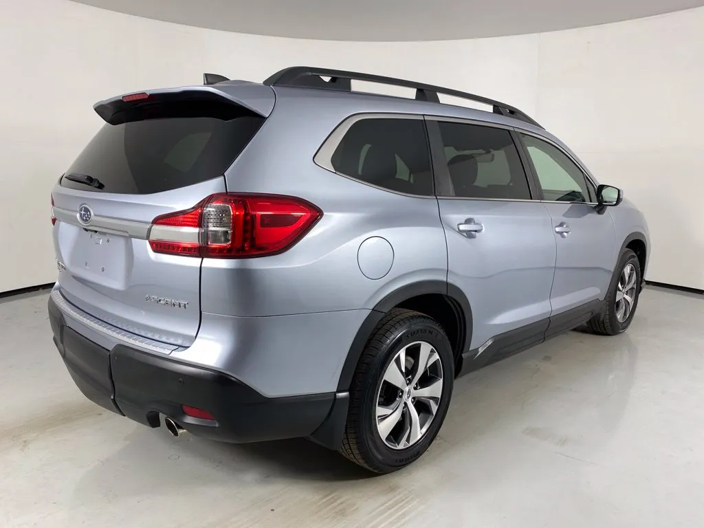 Subaru Ascent photo 7