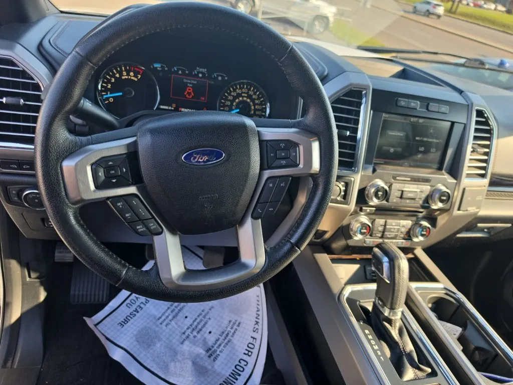 Ford F-150 photo 6