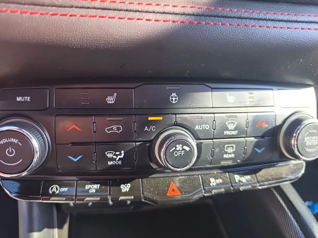 Dodge Durango photo 7