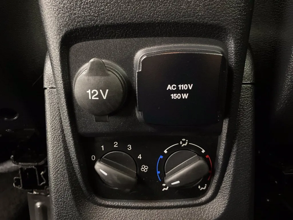 Ford Transit Connect photo 36