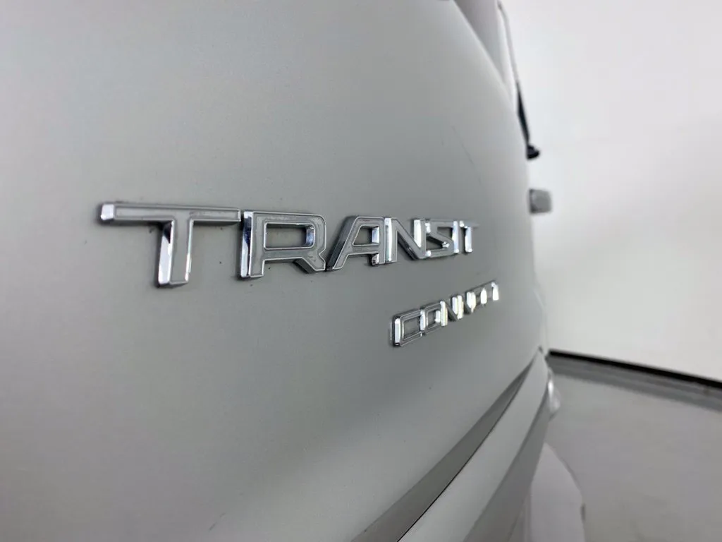 Ford Transit Connect photo 32