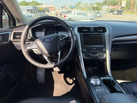 More photos of 2020 Ford Fusion SEL at MAG Auto - Munsterman Automotive Group, MO