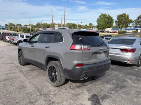 Another view of 2021 Jeep Cherokee Latitude Lux for sale in Blue Springs, MO at MAG Auto - Munsterman Automotive Group