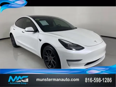 White 2021 Tesla Model 3 Standard Range Plus for sale in Blue Springs, MO