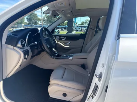 More photos of 2019 Mercedes-Benz GLC 300 at MAG Auto - Munsterman Automotive Group, MO