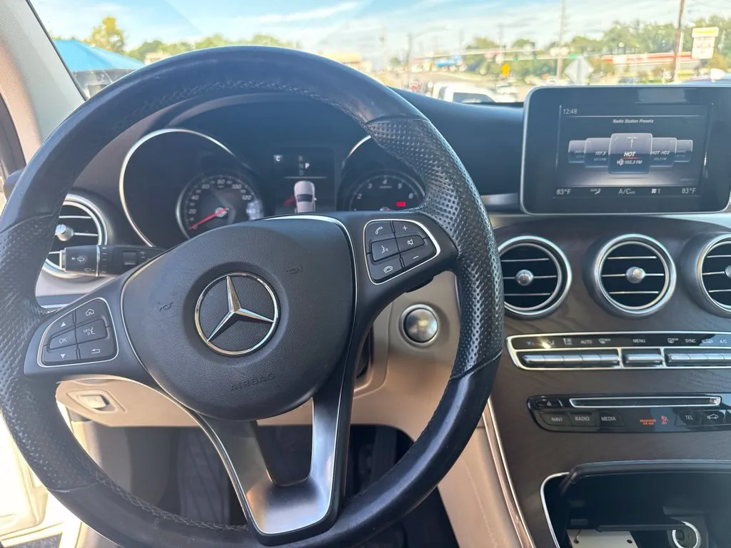 Mercedes-Benz GLC photo 6