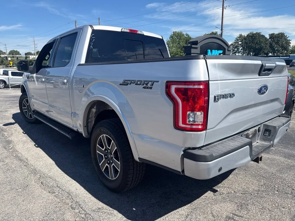 Ford F-150 photo 3