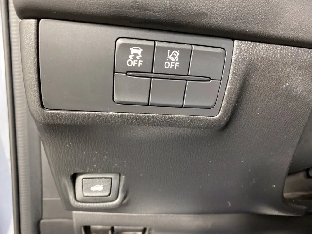 Mazda Mazda6 photo 25