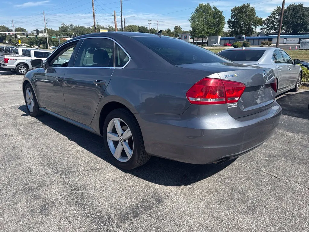Volkswagen Passat photo 3