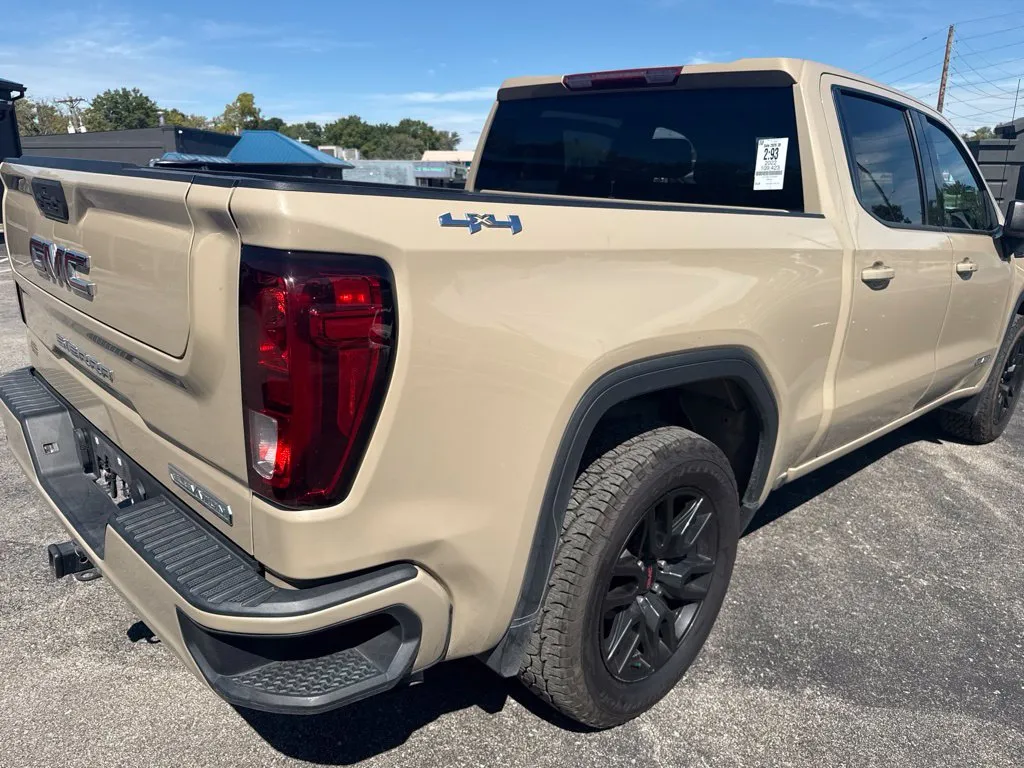 GMC Sierra photo 3