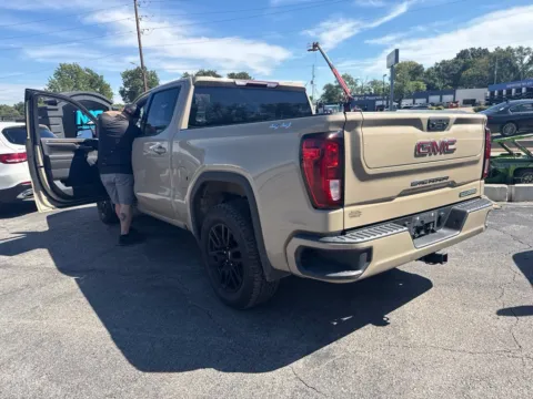 More photos of 2022 GMC Sierra 1500 Elevation at MAG Auto - Munsterman Automotive Group, MO