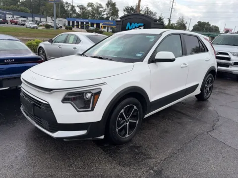 Photos of 2025 Kia Niro LX for sale in Blue Springs, MO at MAG Auto - Munsterman Automotive Group
