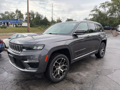 Photos of 2022 Jeep Grand Cherokee Summit Reserve for sale in Blue Springs, MO at MAG Auto - Munsterman Automotive Group