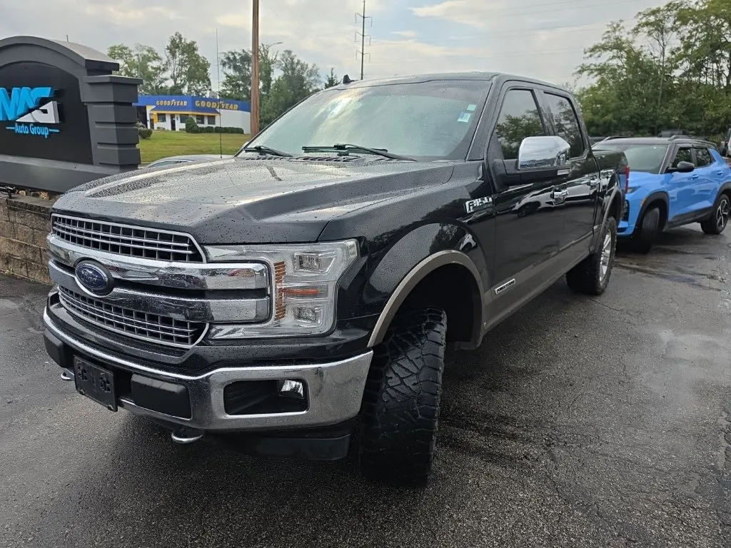 Ford F-150 photo 2