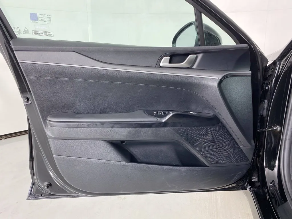 Kia K5 photo 14