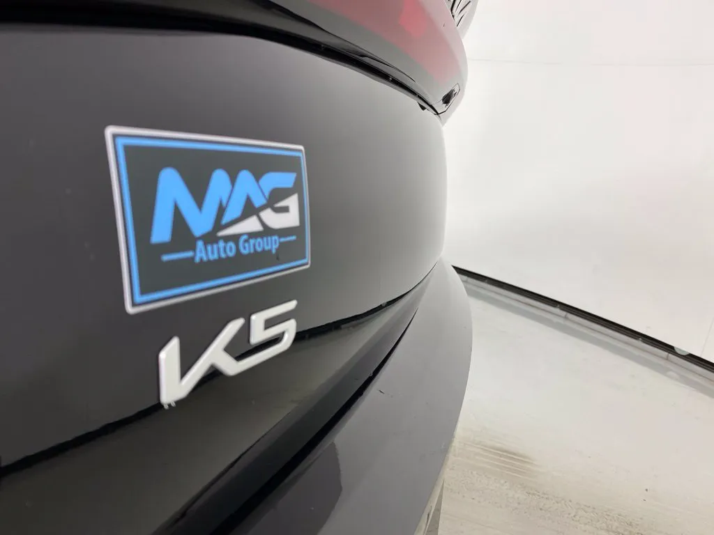 Kia K5 photo 37