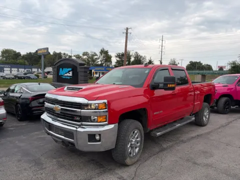 Photos of 2017 Chevrolet Silverado 2500 HD LT for sale in Blue Springs, MO at MAG Auto - Munsterman Automotive Group