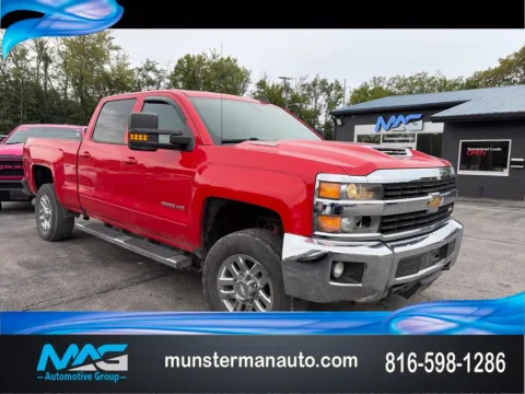Red 2017 Chevrolet Silverado 2500 HD LT for sale in Blue Springs, MO