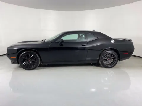 More photos of 2016 Dodge Challenger R/T at MAG Auto - Munsterman Automotive Group, MO
