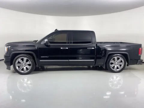 More photos of 2018 GMC Sierra 1500 Denali at MAG Auto - Munsterman Automotive Group, MO