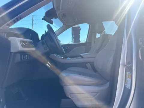 More photos of 2020 Lincoln Aviator Reserve at MAG Auto - Munsterman Automotive Group, MO