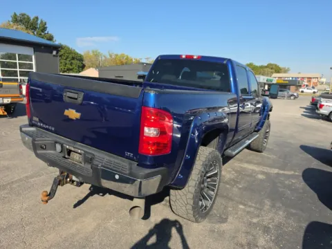 More photos of 2013 Chevrolet Silverado 2500 HD LTZ at MAG Auto - Munsterman Automotive Group, MO
