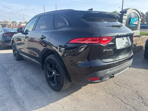 Another view of 2020 Jaguar F-PACE 25t Checkered Flag for sale in Blue Springs, MO at MAG Auto - Munsterman Automotive Group