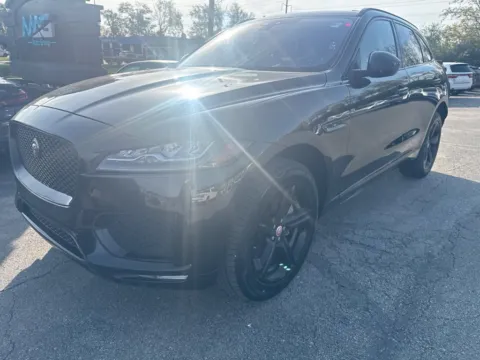Photos of 2020 Jaguar F-PACE 25t Checkered Flag for sale in Blue Springs, MO at MAG Auto - Munsterman Automotive Group