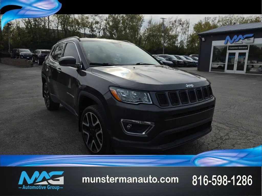 Gray 2017 Jeep Compass Limited for sale in Blue Springs, MO