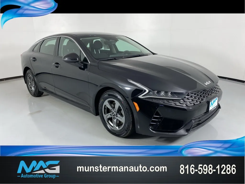 2022 Kia K5 LXS for sale in Blue Springs, MO