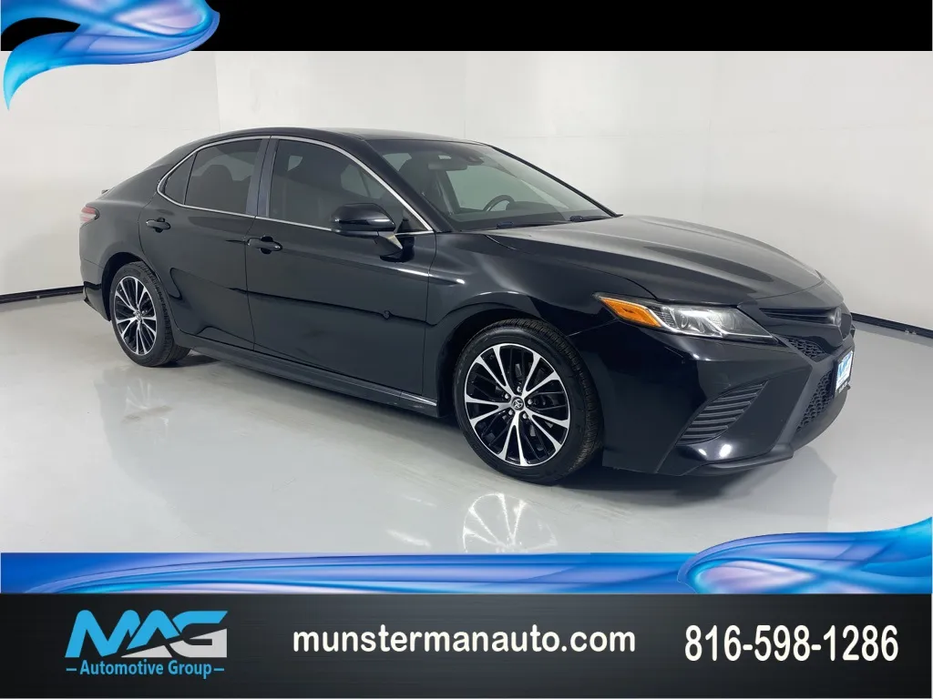 2018 Toyota Camry SE for sale in Blue Springs, MO