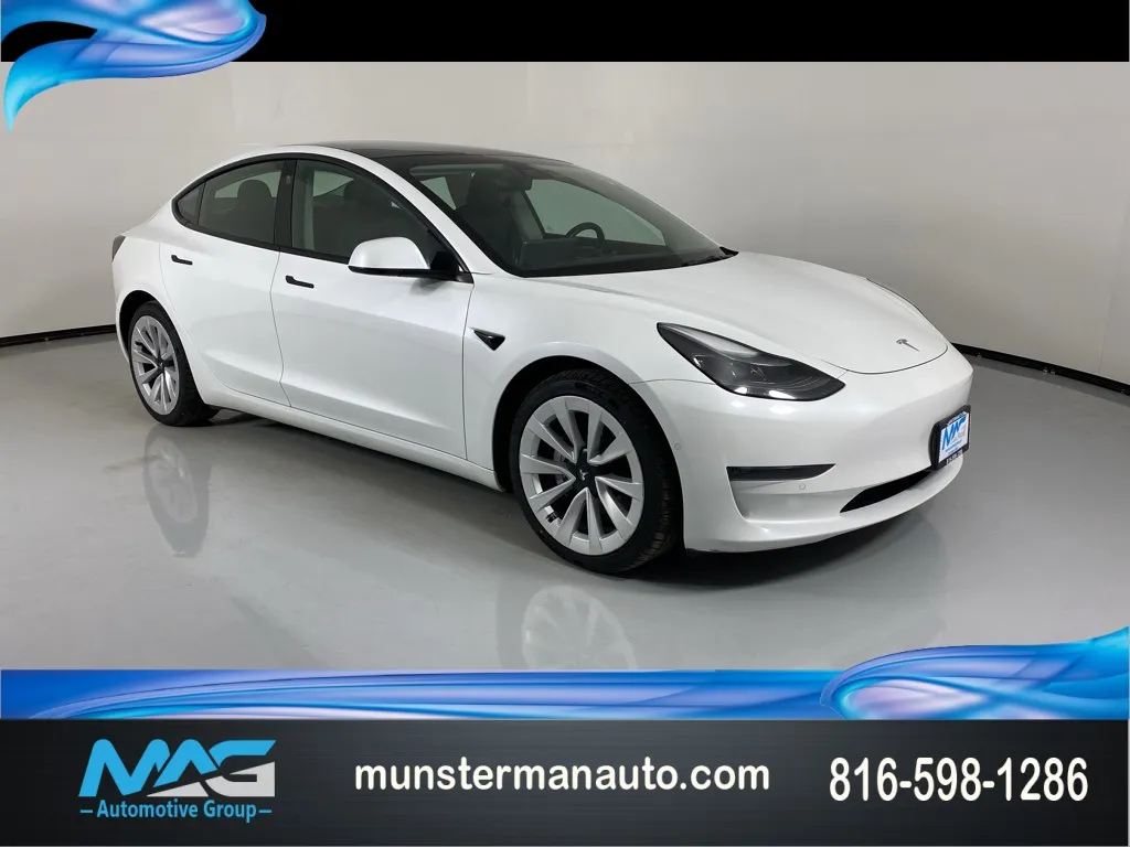 Used 2022 Tesla Model 3 for sale in Blue Springs, MO at Munsterman ...