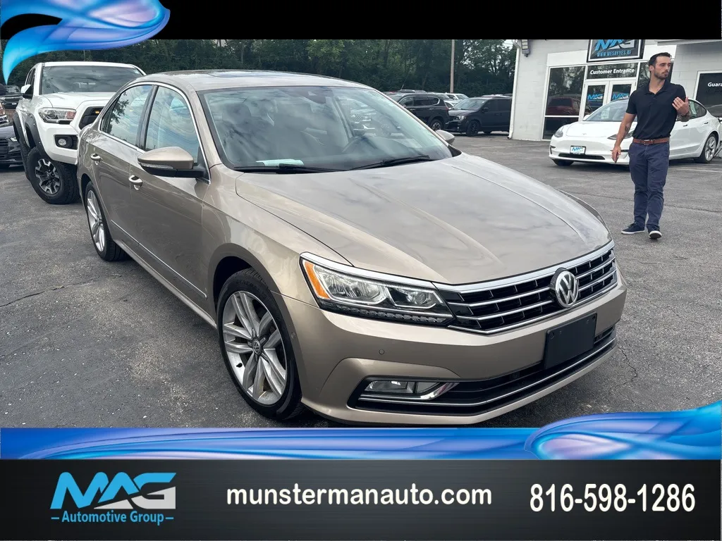 2016 Volkswagen Passat SEL Premium for sale in Blue Springs, MO