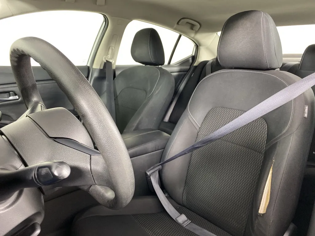 2022 Nissan Sentra S photo 29